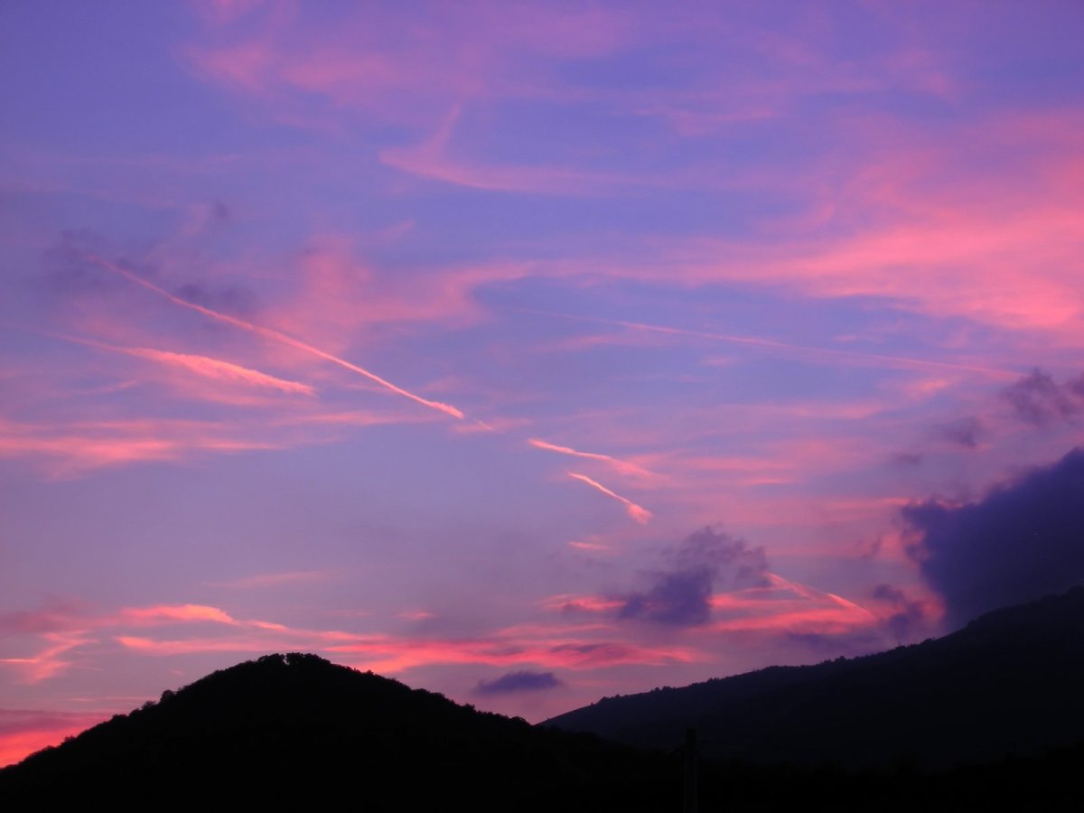 How to Grieve & Acknowledge What We’ve Lost to&nbsp;COVID-19